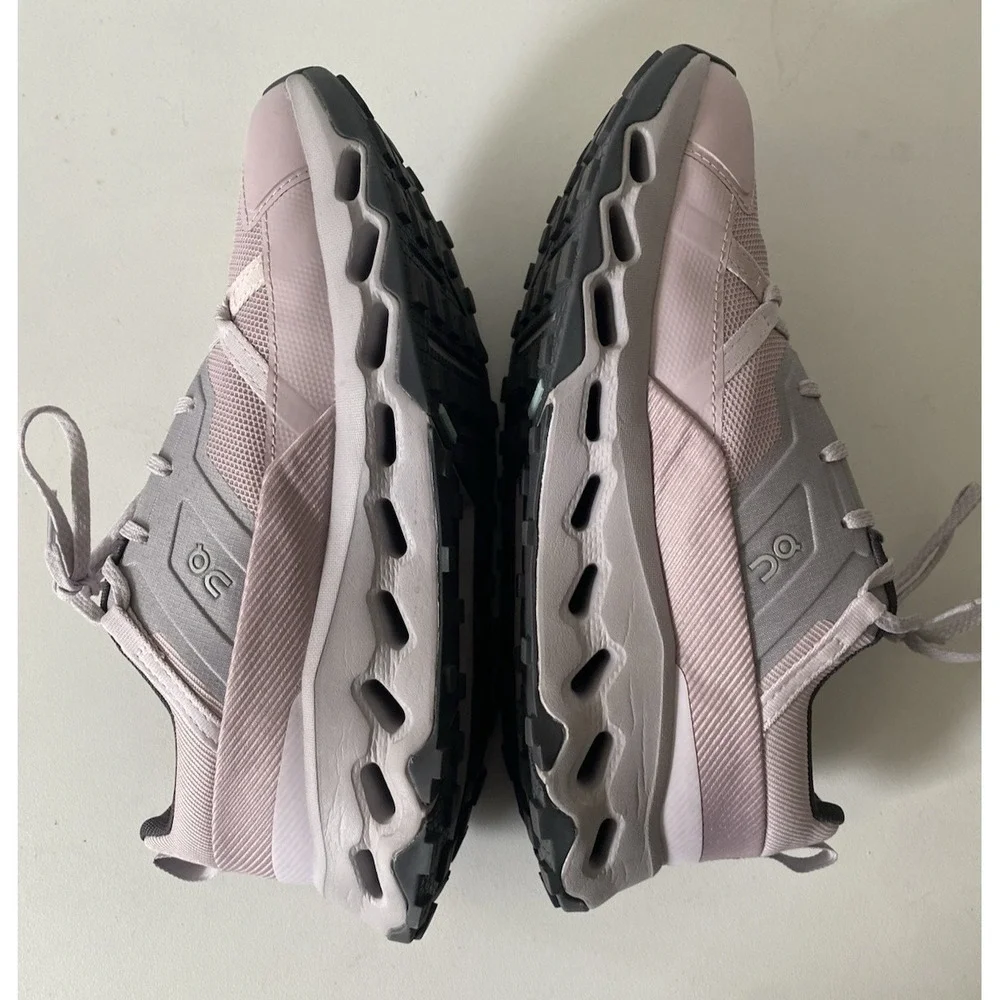 On Cloud Cloudhorizon Women's Mauve/Fave US 8.5 Max Cushioning Hiking Gorpcore